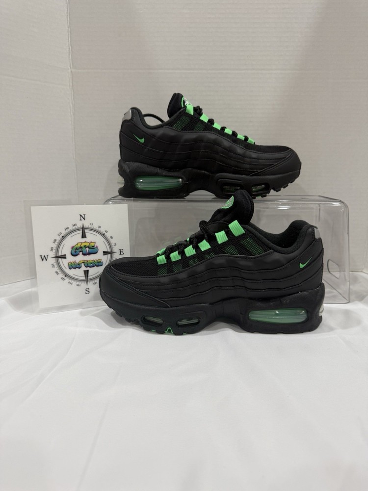 Nike Air Max 95 OG Big Bubble Black Green Shock Youth 5.5Y = Women’s size 7W