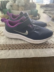 Nike Star Runner Purple Navy Blue Size Kids Size 1.5Y DA2777-404 Youth