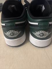 Air Jordan 1 Low (GS) Noble Green Toe Boys Size 4.5Y White Black