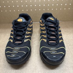 Nike Air Max Plus TN Black Volt Orange GS 655020-084 SZ 4Y or Womens Sz. 5.5