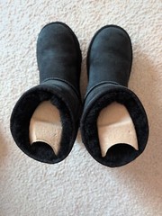 UGG Classic Shearling Boots Black With Box Worn Once Perfect Condition