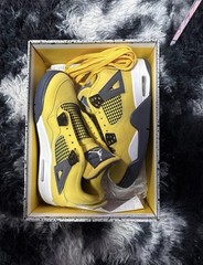 Jordan Air Jordan 4 Retro GS Yellow/Black/Gray Sneaker 6Y 408452-700