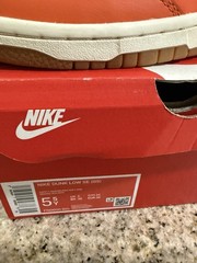NEW Nike Dunk Low SE (GS) Size 5.5Y Safety Orange 7w FN0600-801 NIB