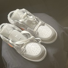 Jordan Air Jordan 1 Low Kids 7Y White Gray Orange Green DZ6333-083