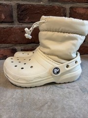 Crocs Kid’s clasic lined neo puff Boot color Off White Size C11