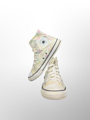 Converse Chuck Taylor All Star High Butterfly Shine Youth Size 3 Used A01481F