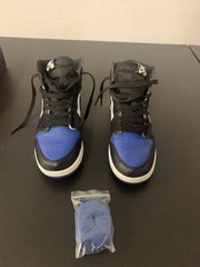Size 5 (GS) – Jordan 1 Retro OG High Royal Toe