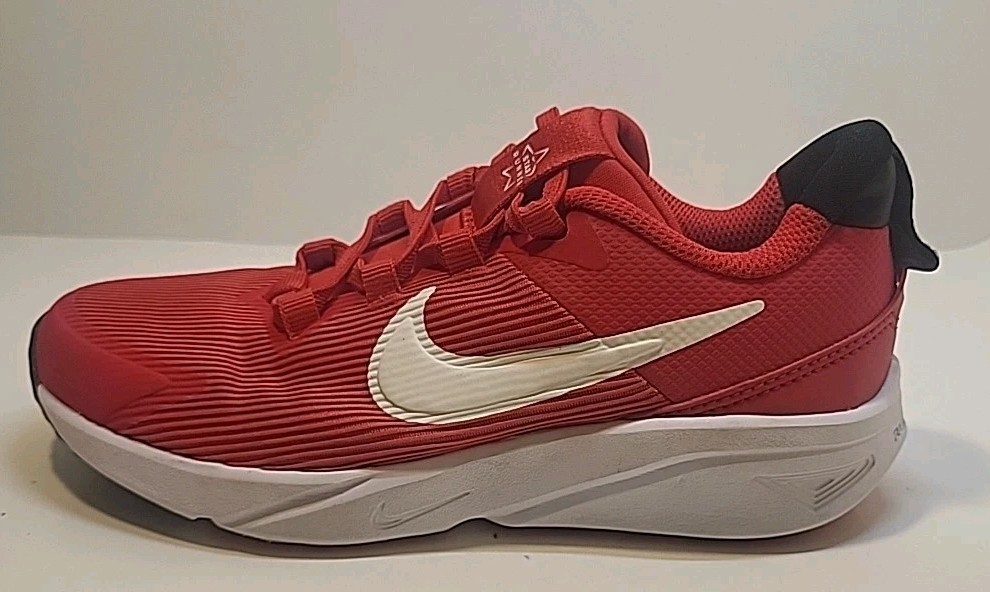 NIKE Star Runner Red/White Sneakers Kids Size 1Y