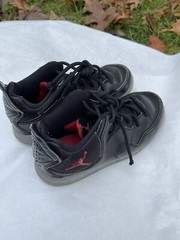 Nike JORDAN COURTSIDE 23 Sneakers Black Red Size 1Y (20cm) Youth Kids