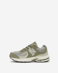 New Balance Little Kids‘ 2002R Shoes – Dark Olive/White