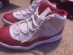 Size 3 (PS) – Jordan 11 Retro Mid Cherry