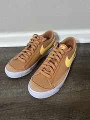Nike Blazer Low ’77 (GS) Amber Brown/Melon Tint Sneaker 7Y/Women 8.5 DA4074 200
