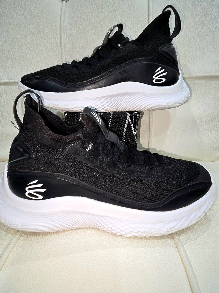 Under Armour Unisex Curry Flow 8 ▪️Size 4y ▪️ #baller #Curry 🏀