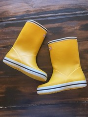 Hunter Yellow Waterproof Rubber Rain Boots Buckle Kids Size UK10 US11B/12G EU28