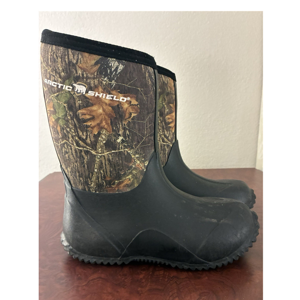 ArcticShield Youth Rain Boots US 6 Camo/Black Pull-On Rubber Mid-Calf AS-Y100-C