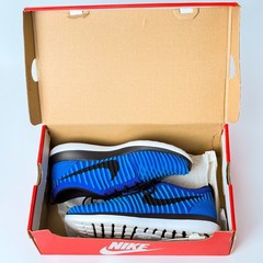 Nike Roshe Two Flyknit (GS) Sneakers – Racer Blue w/ Black Swoosh – Size 5.5Y