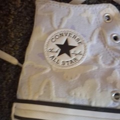 Converse Chuck Taylor All Star Kids White/Beige Camo Canvas High Tops US 4