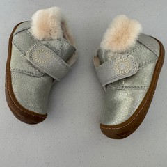 UGG Keelan Glitter Silver Metallic Toddler Boots 1018296T Size 7 Kids Booties