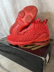 NIKE LEBRON 17 XVII (GS) UNIVERSITY RED SZ 6.5 Y BQ5594-600 With original Box