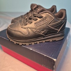 Reebok Classic Leather Infants Black Running Shoes HR0496 Size 6 USA Kids