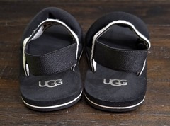 UGG Zuma Sling Flat Sandal – Black/White Unisex Childs Size 9T (Toddler)