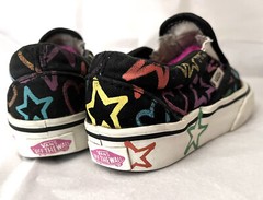 VANS Classic Slip-On Graffiti Glitter Hearts & Stars, Black 7.5 Toddler & Infant