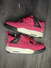 Size 4y – AIR JORDAN 4 RETRO GS ‚VOLTAGE CHERRY‘ IV Valentines Restoration READ