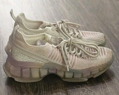 Steve Madden Kids Maxima Rhinestone Sneakers Size 4 with Box