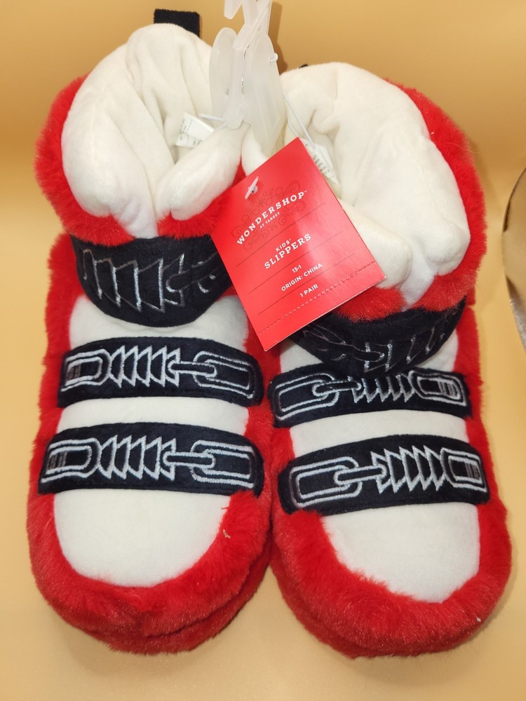 Kids Wondershop Red Ski Bootie Fuzzy House Slipper Sz S 13-1 NWT