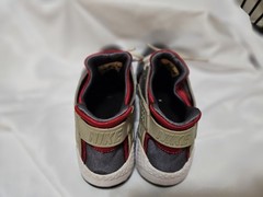 Size 5.5 (GS) – Nike Huarache Run Low Dark Smoke Grey University Red