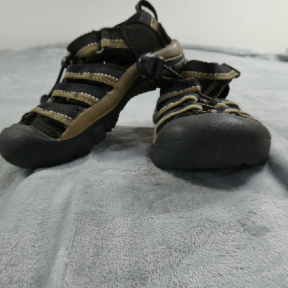 KEEN Sandals Kids Size 9 Black Tan Waterproof Fisherman Hiking Water Shoes