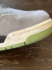 Nike Air Jordan Retro 2013 Green Glow Size 7 Youth Shoes 408452-033