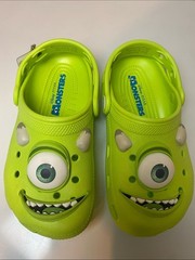 Crocs Mike Wazowski Classic Clog Kids 1 Lime Green Disney Pixar Monsters Inc