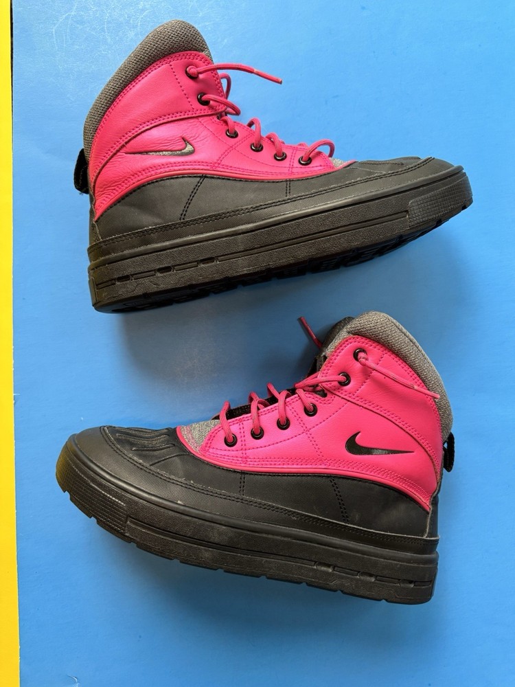 NIKE ACG Woodside Boots Youth Size 6 Neon Pink Black Gray Swoosh