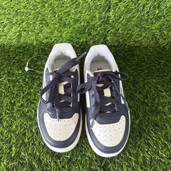 PUMA FOREVER BETTER KIDS WHITE-JASPER NAVY GOLD SIZE 10.5 C