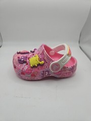 Crocs and Hello Kitty & Friends Kids Classic Clog with 8 Jibbitz Charms PINK C5