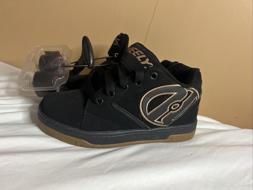 Heelys Kids Propel 2.0 Wheeled Skate Shoe Size 2 Black Brown Gum 770255 Wheels
