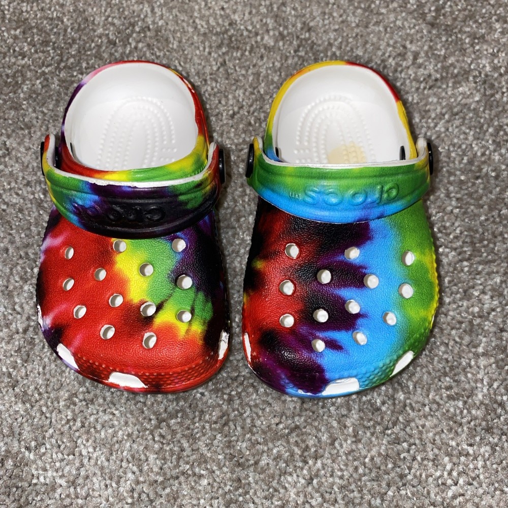 Crocs Rainbow Tie-Dye Littles Clog Sandal Slip-On Multicolor Size 2/3 Summer