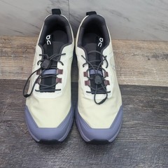 ON Cloud Cloudhero Kids Size 6 Youth Waterproof Shoes Aloe Feather 3YE10032070