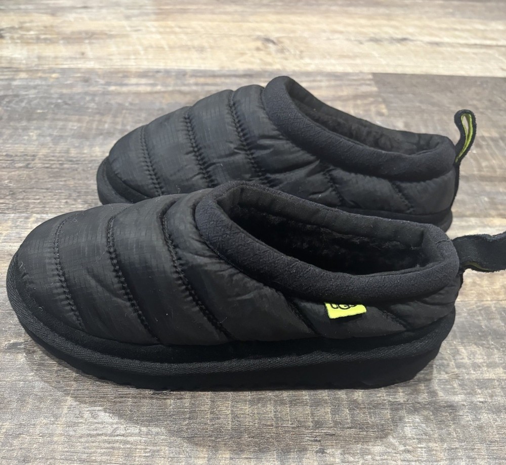 UGG Tasman Slippers Kids Size 1 Black