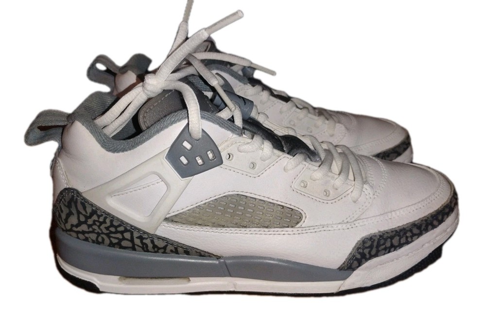 Jordan Spizike: Low White Wolf Grey Cool Grey Size Y7 Pre-Owned.