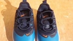 Size 4c – Nike Air Max Axis TD – ‚Midnight Navy Hyper Crimson‘ Running Sneakers