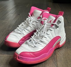 Jordan 12 Dynamic Pink Size 7.5Y