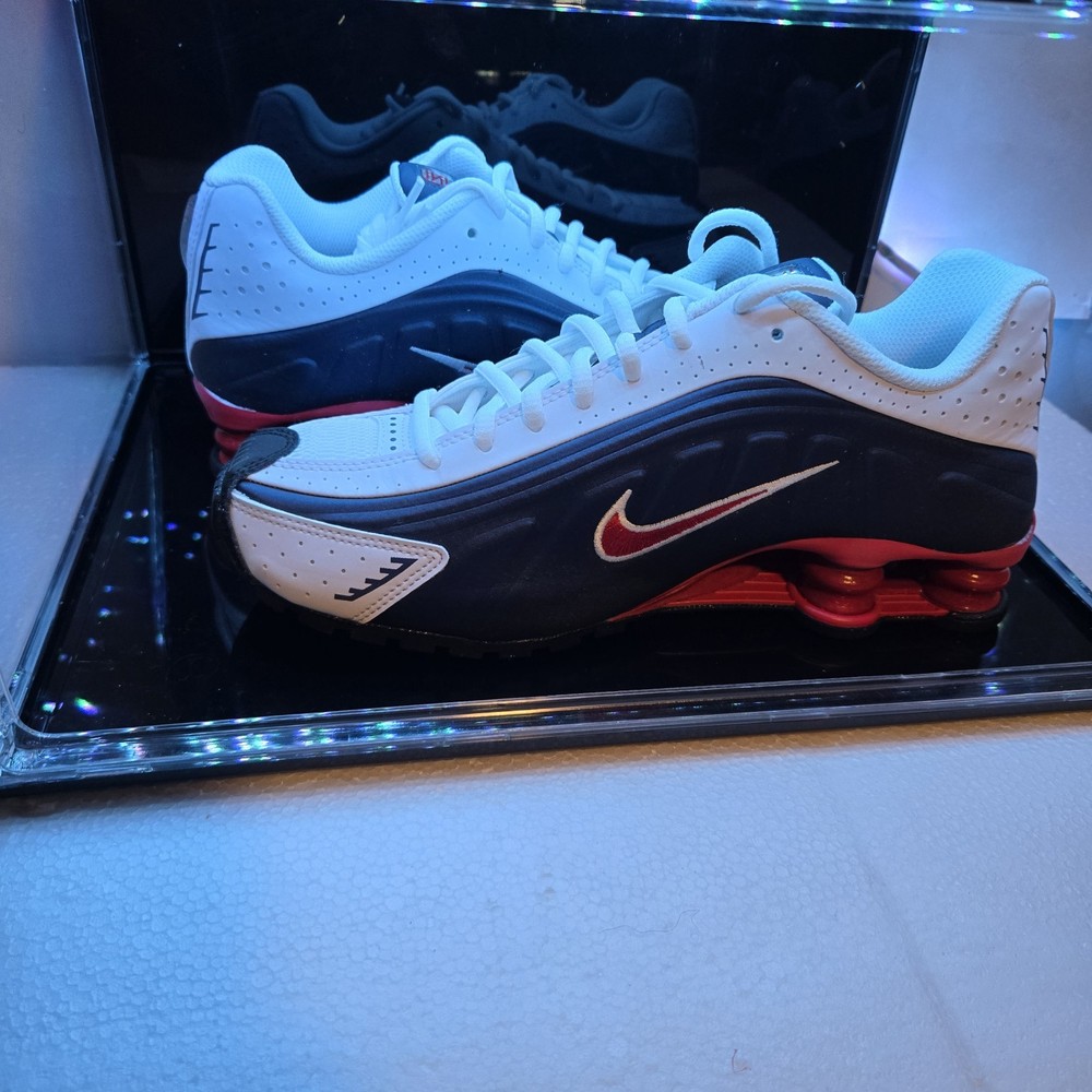 Nike Shox R4 (GS) Midnight Navy/Red/White Unisex Kids 7Y W8 Euro 40