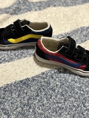 VANS Kids Low Top Hook & Loop Colorblock Sneaker Black/Red/Blue/Yellow 9