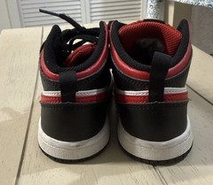 Nike Jordan 1 Mid SE Black Fire Red Retro Youth Toddler TD Size 10C Sneakers