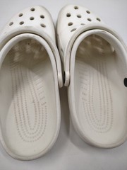 Crocs Classic Clogs Slip On Sandal White Sz J4 204536 Unisex Kids Juniors Comfy
