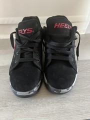 Heelys Youth Propel 2.0 Wheeled Skate Shoes Size YTH 6 Black Red Camo
