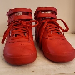 Reebok GW9516 Size 4 EU35 | Vector Red Retro Classic Freestyle High Youth Unisex