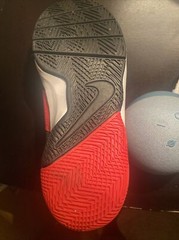 nike team hustle d8 size 5y